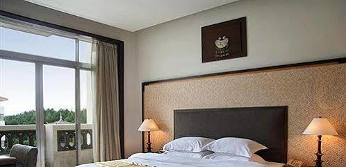 Merryland Resort Гуйлинь Экстерьер фото